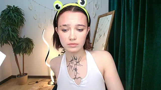 Elastikisss online show from 10.19.25