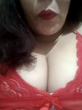 Snapshot of Mona-66 chatting on 11.11.25 Mona-66 online show from 11.11.25