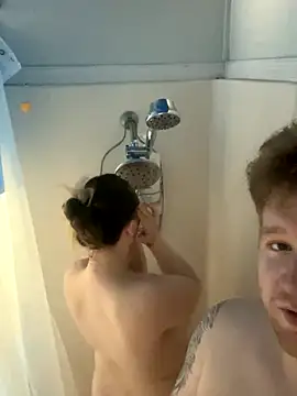 Foxy-lover online show from 11.29.25