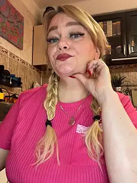 Sweet-blonde online show from 10.10.25