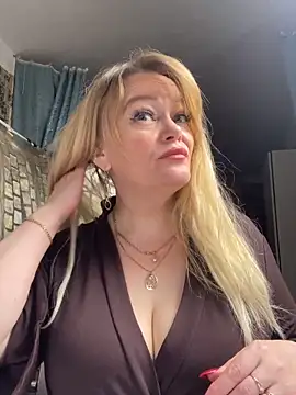 Sweet-blonde online show from 02.14.26