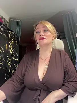 Sweet-blonde online show from 03.12.26