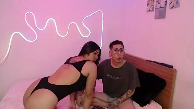 Snapshot of zoe-mate14 chatting on 02.16.26 zoe-mate14 online show from 02.16.26