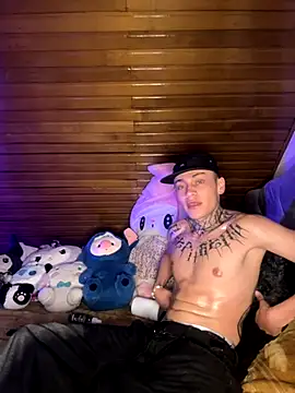 Snapshot of Craxxx69 chatting on 10.20.25 Craxxx69 online show from 10.20.25