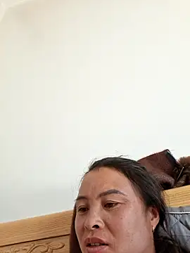 xuxulovezz online show from 11.26.25