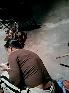 xuxulovezz online show from 03.04.26