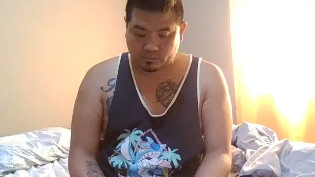 Snapshot of TheChino69 chatting on 10.17.25 TheChino69 online show from 10.17.25