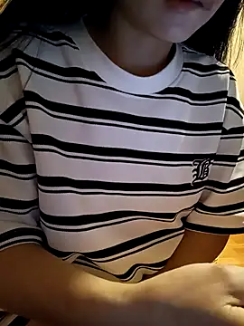 Snapshot of Suny_babyy chatting on 04.16.26 Suny babyy online show from 04.16.26
