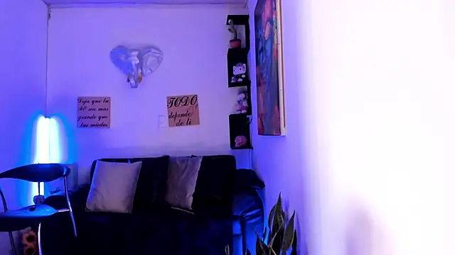 sofia salie online show from 10.28.25