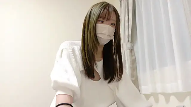 Snapshot of --rino-- chatting on 05.01.26 --rino-- online show from 05.01.26