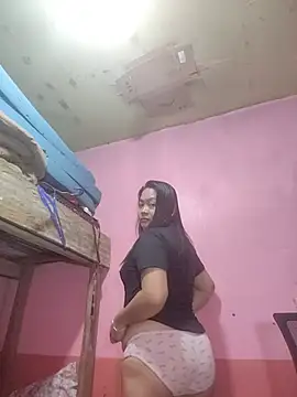 Snapshot of radiantbloom chatting on 02.07.26 radiantbloom online show from 02.07.26