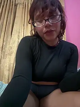 Snapshot of horigimeeee chatting on 11.15.25 horigimeeee online show from 11.15.25