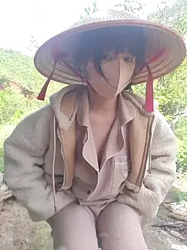 Helen-Tran online show from 11.12.25