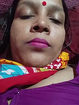 Snapshot of reya743 chatting on 11.10.25 reya743 online show from 11.10.25