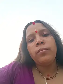 Snapshot of reya743 chatting on 11.30.25 reya743 online show from 11.30.25