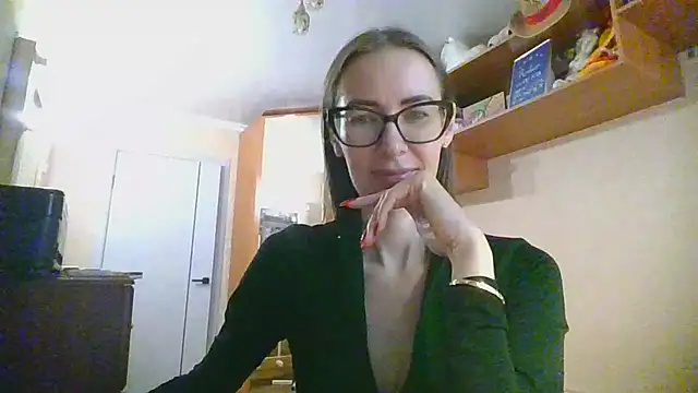 Snapshot of Norivann chatting on 11.02.25 Norivann online show from 11.02.25
