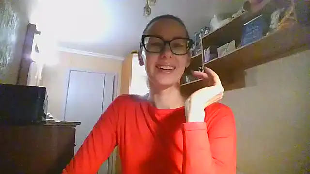 Snapshot of Norivann chatting on 11.22.25 Norivann online show from 11.22.25