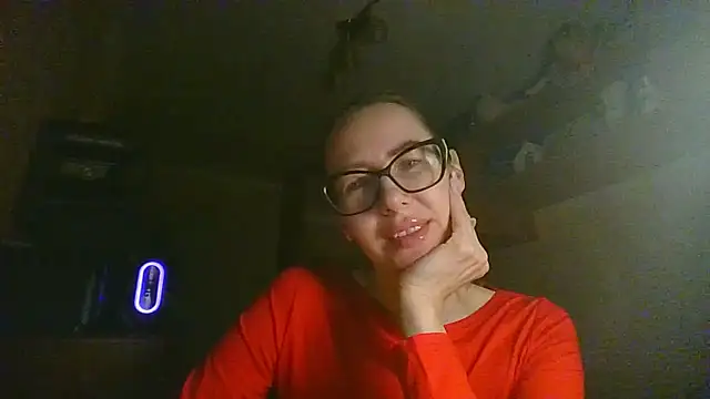 Snapshot of Norivann chatting on 01.11.26 Norivann online show from 01.11.26