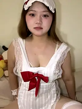 Snapshot of a-056 chatting on 10.15.25 a-056 online show from 10.15.25