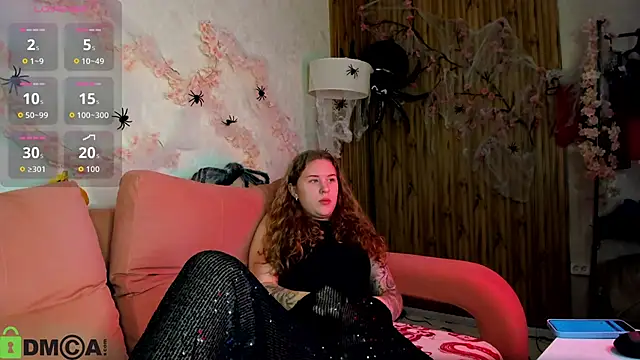 Snapshot of Elsie_Cutties chatting on 10.23.25 Elsie Cutties online show from 10.23.25