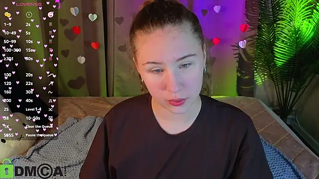 Snapshot of Elsie_Cutties chatting on 02.07.26 Elsie Cutties online show from 02.07.26