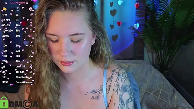 Snapshot of Elsie_Cutties chatting on 02.08.26 Elsie Cutties online show from 02.08.26
