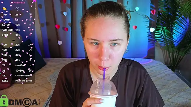 Snapshot of Elsie_Cutties chatting on 02.13.26 Elsie Cutties online show from 02.13.26