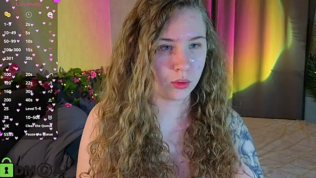 Snapshot of Elsie_Cutties chatting on 02.24.26 Elsie Cutties online show from 02.24.26