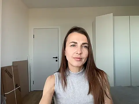 Snapshot of Arivanna chatting on 09.29.25 Arivanna online show from 09.29.25