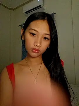 Snapshot of Bunny72772 chatting on 10.15.25 Bunny72772 online show from 10.15.25