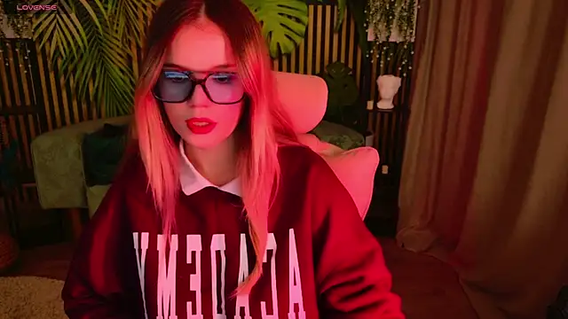 KellyHayden online show from 12.01.25