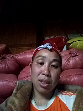 Snapshot of vtmbae chatting on 03.11.26 vtmbae online show from 03.11.26