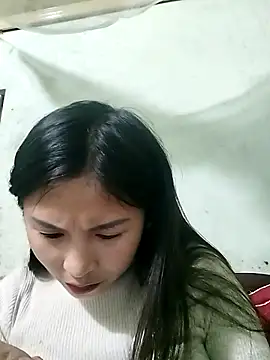 Snapshot of Mai4568 chatting on 11.03.25 Mai4568 online show from 11.03.25