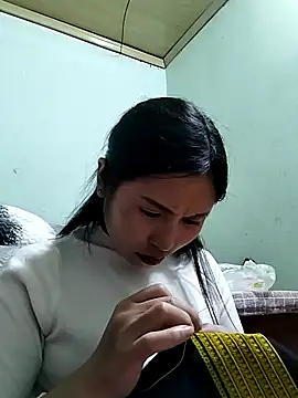 Snapshot of Mai4568 chatting on 12.19.25 Mai4568 online show from 12.19.25