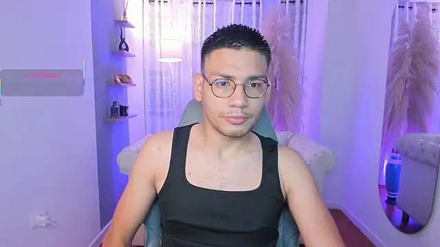 Snapshot of marcuswildx chatting on 09.25.25 marcuswildx online show from 09.25.25