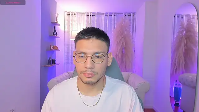 Snapshot of marcuswildx chatting on 09.29.25 marcuswildx online show from 09.29.25