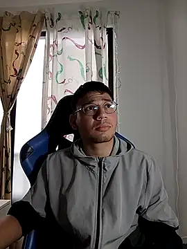 Snapshot of marcuswildx chatting on 11.14.25 marcuswildx online show from 11.14.25