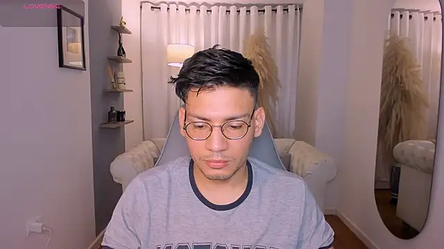 Snapshot of marcuswildx chatting on 02.11.26 marcuswildx online show from 02.11.26