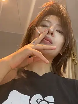 Snapshot of miumiu-66 chatting on 07.25.26 miumiu-66 online show from 07.25.26