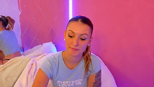 Anaayss  online show from 10.02.25