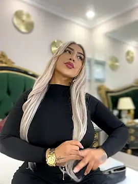 CourtneyRoses online show from 12.22.25