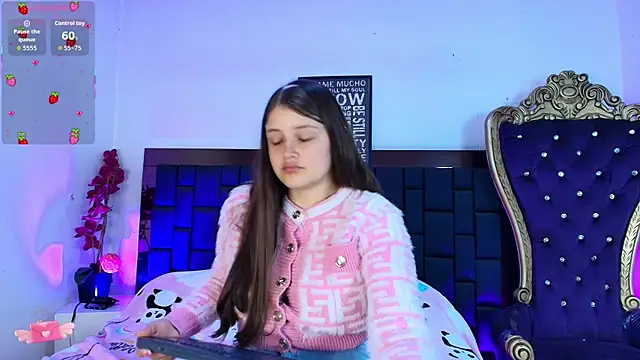 Krystal Heartss online show from 01.08.26