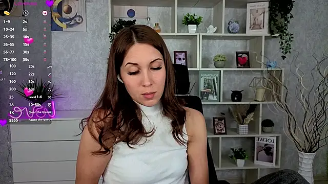 DreamVelour online show from 10.23.25