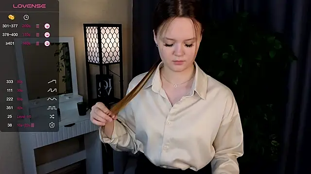 ElenoreReth online show from 02.07.26