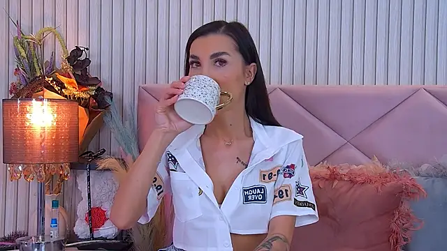 Snapshot of CindyKassidy chatting on 05.01.26 CindyKassidy online show from 05.01.26