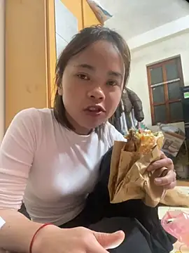 nayyyteyfe online show from 10.12.25