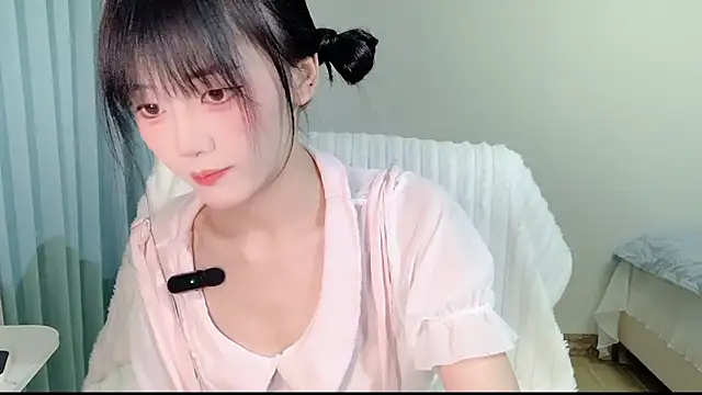Snapshot of Ximei-O chatting on 04.13.26 Ximei-O online show from 04.13.26