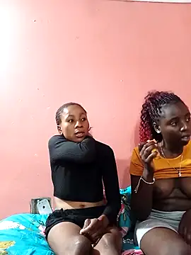 HotPetite 25 online show from 11.27.25