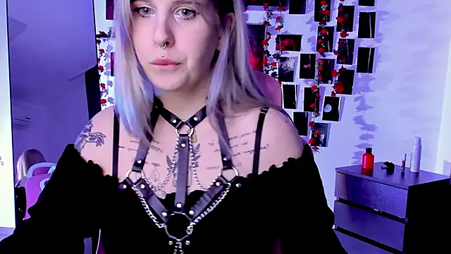 IngannaMorte online show from 10.16.25