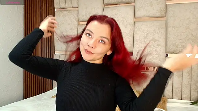 Snapshot of Amyssweet77 chatting on 10.03.25 Amyssweet77 online show from 10.03.25